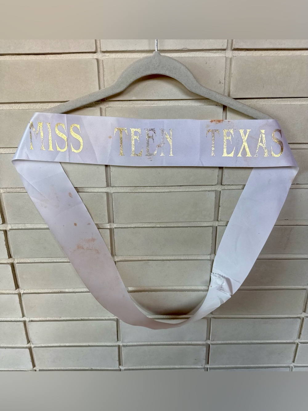 Miss Teen Texas Pageant Sash * White Gold * Vintage * Costume